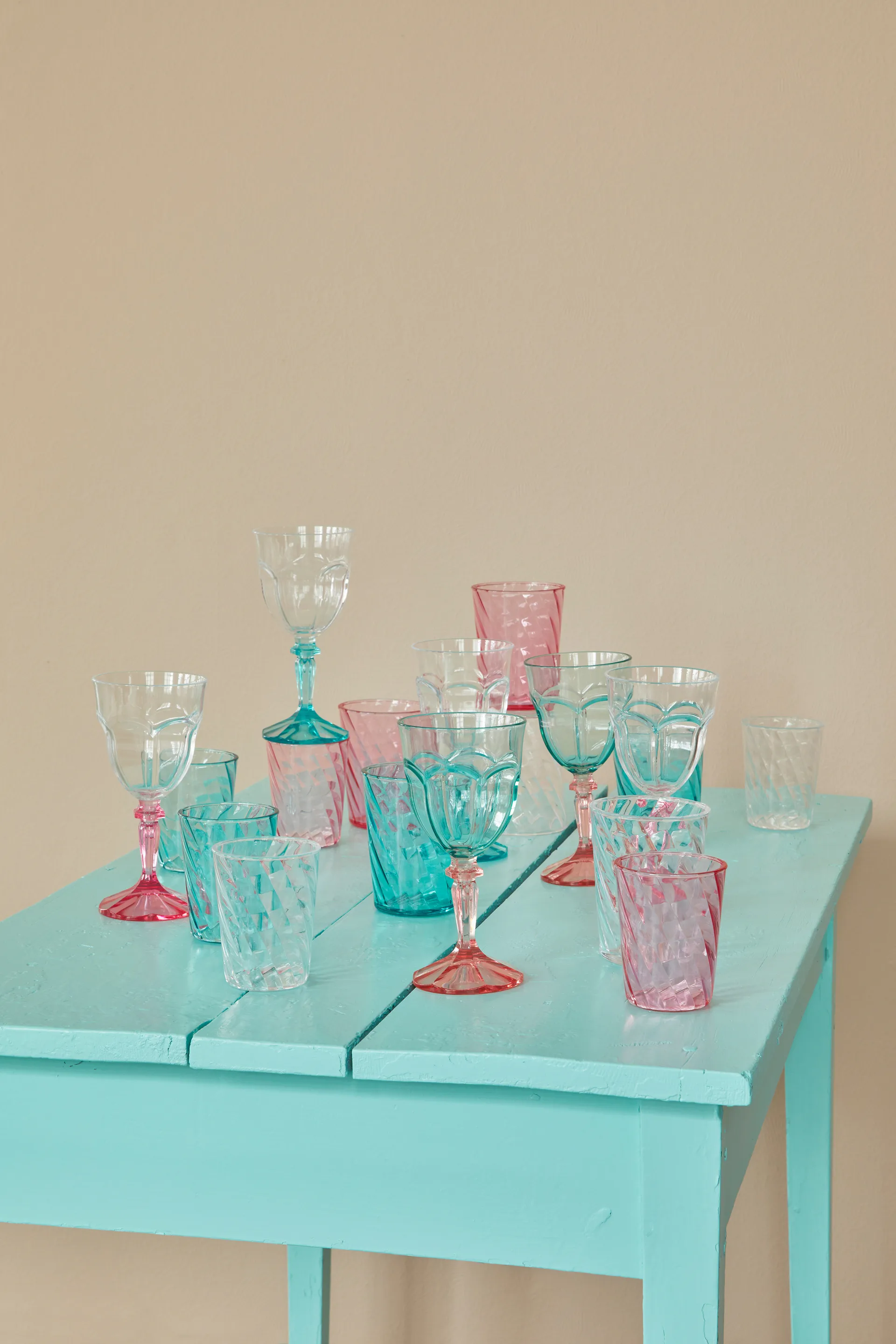 Rice Two Tone wijnglas acryl 26,6 cl, Clear-mint RICE