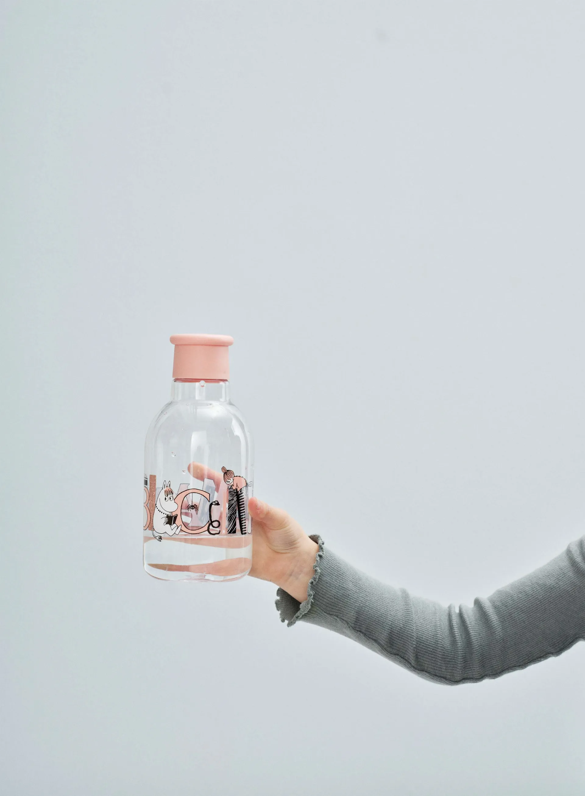 DRINK-IT Moomin ABC waterfles 0,5 liter, Salmon RIG-TIG