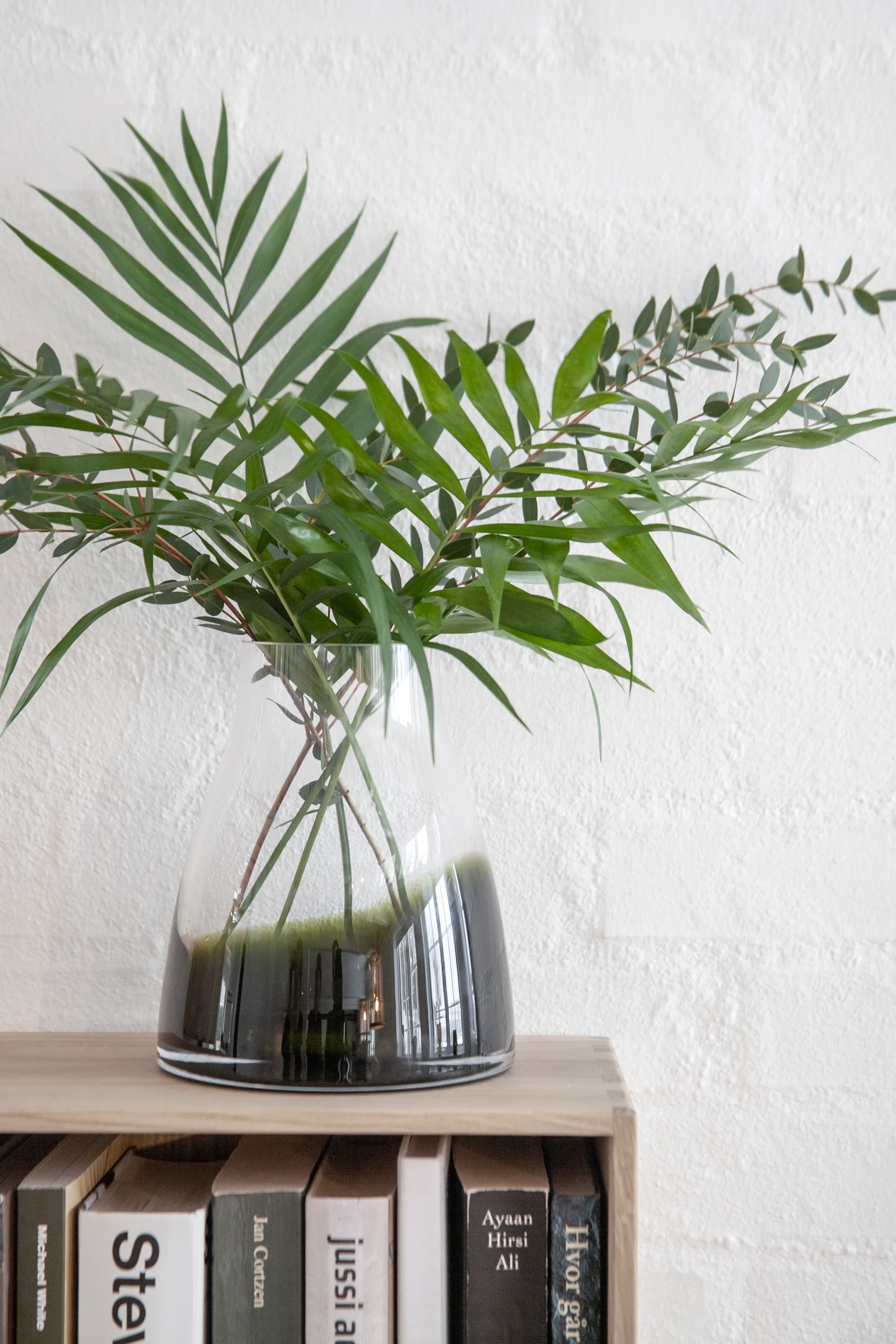 Bloemenvaas nr. 2, Moss green Ro Collection