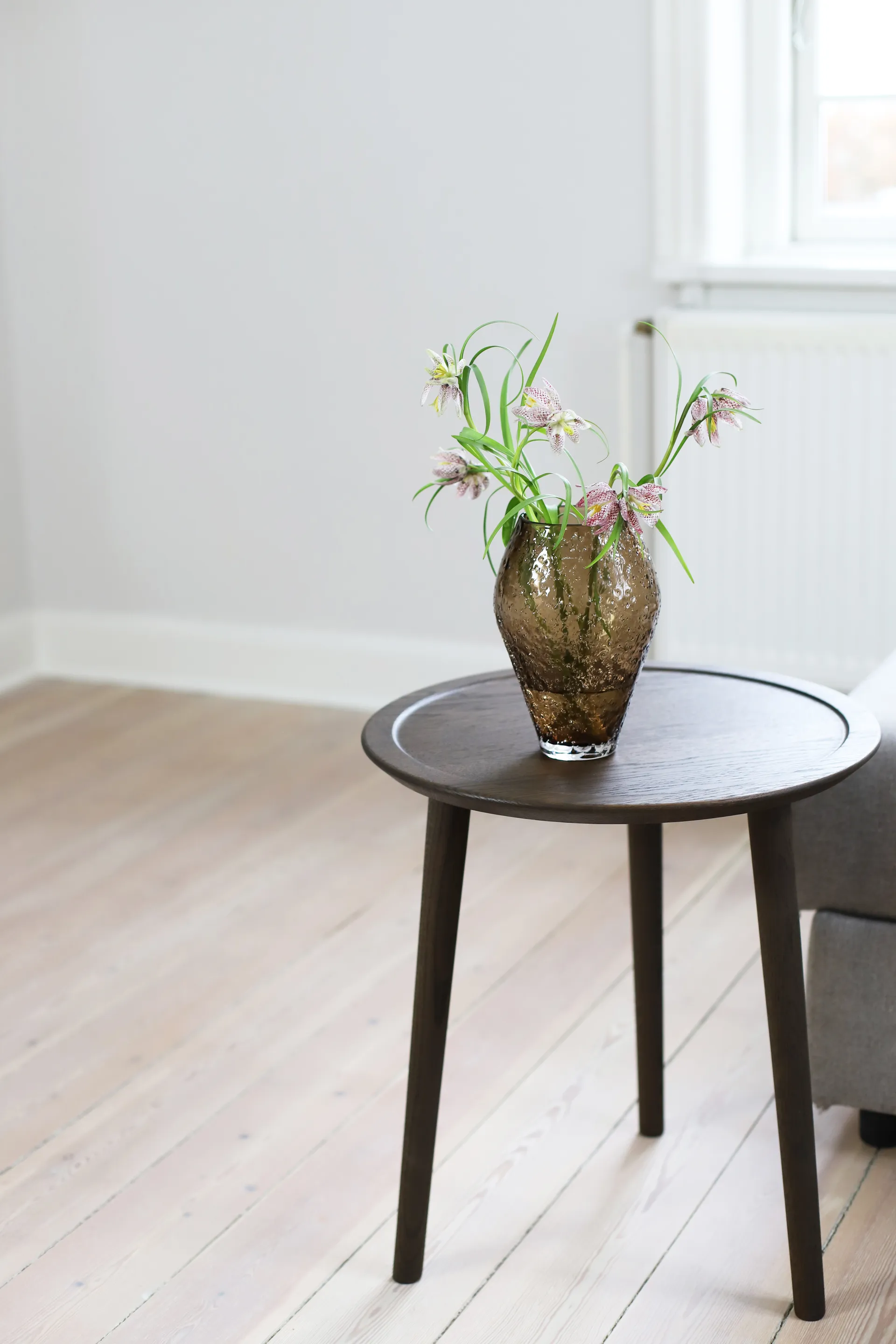 Crushed glazen vaas small, Sepia brown Ro Collection