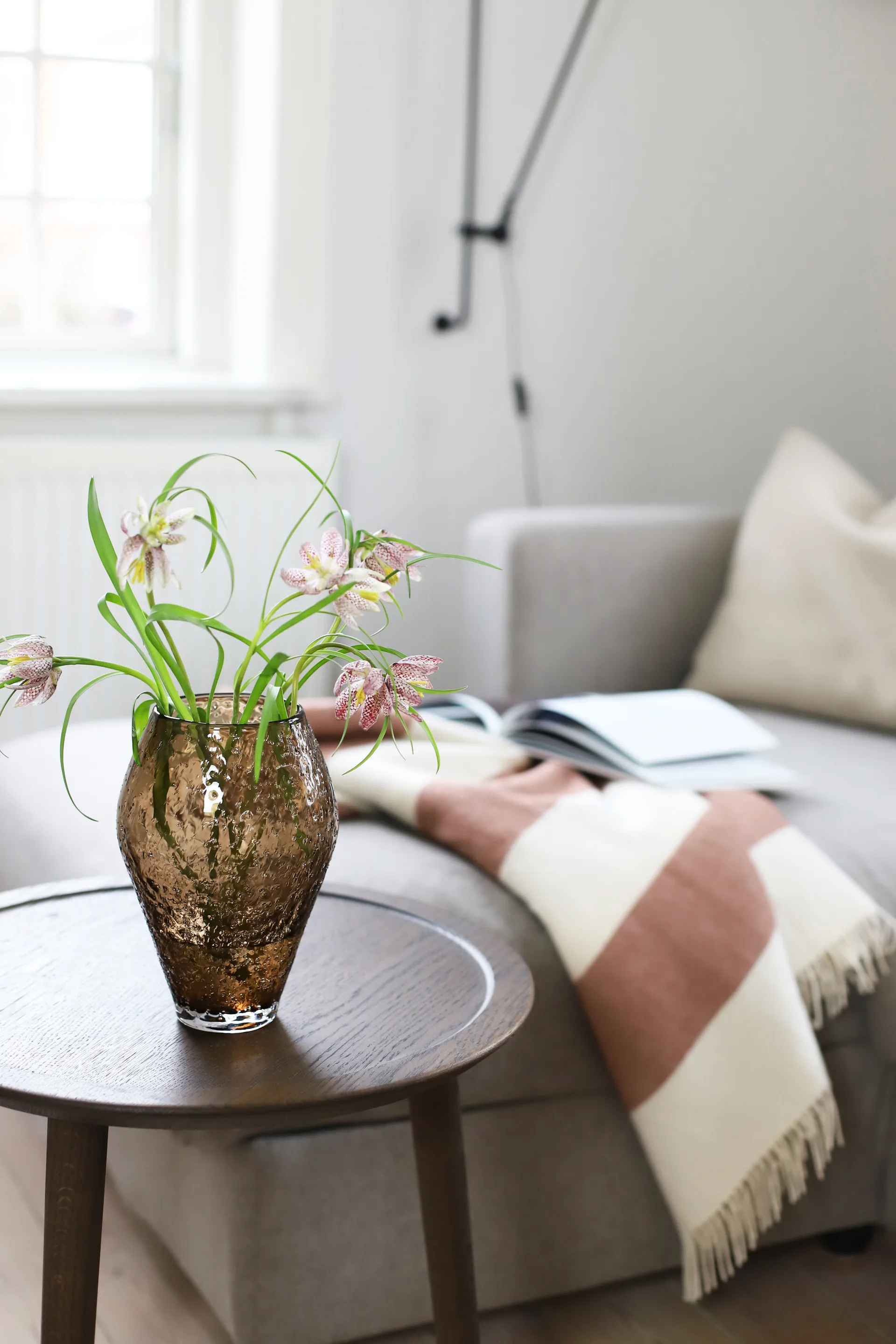 Crushed glazen vaas small, Sepia brown Ro Collection