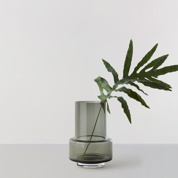 Hurricane nr. 26, Smoked grey Ro Collection