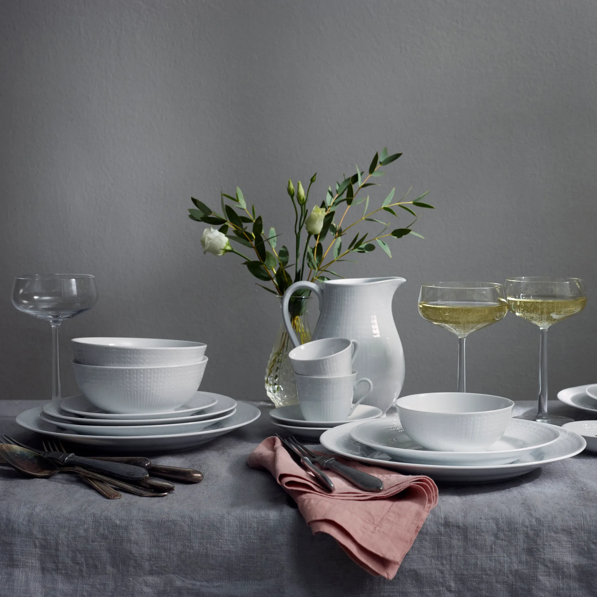 Swedish Grace bord klein Ø21 cm, snow (wit) Rörstrand