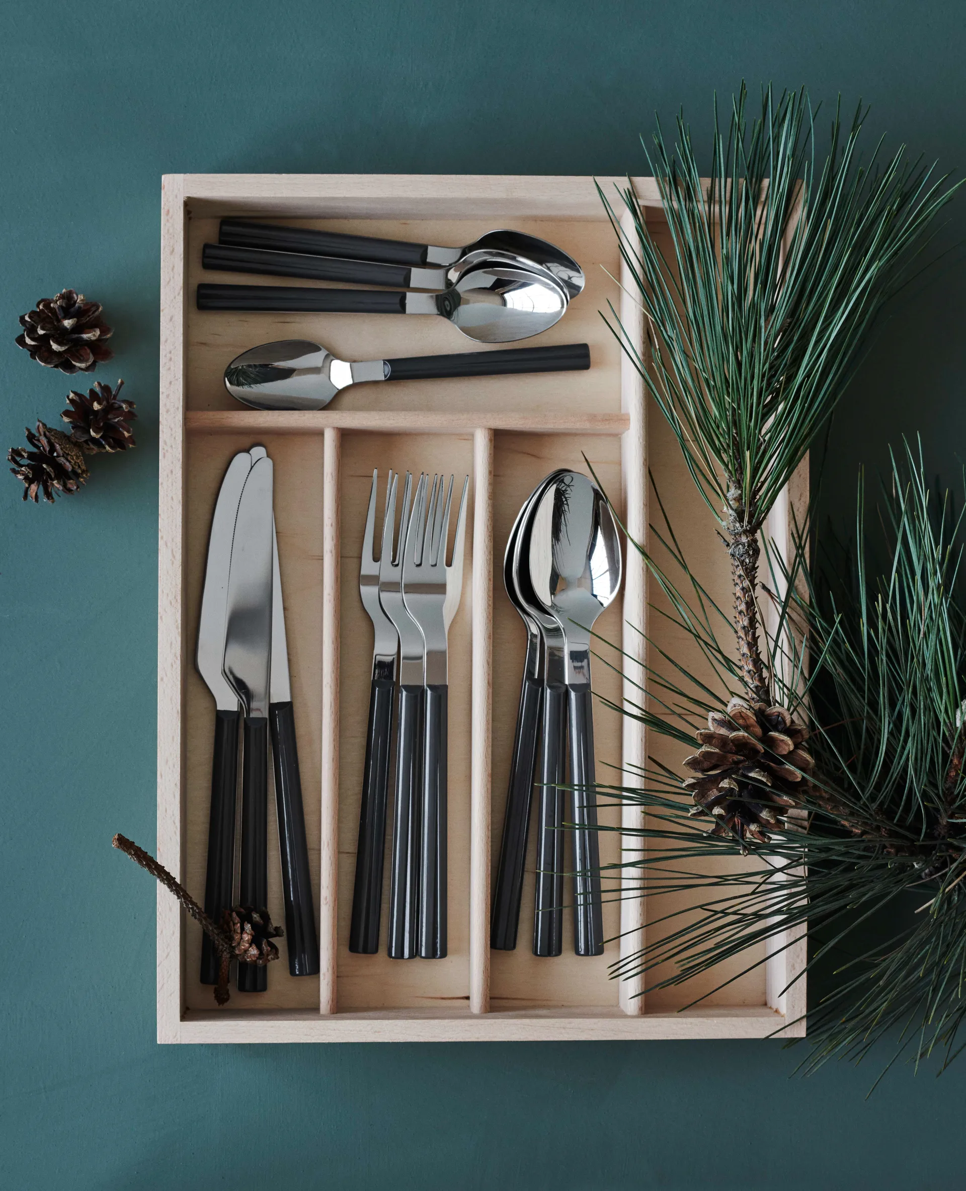 Grand Cru Bistro bestekset 16-delig, Ash-grey Rosendahl