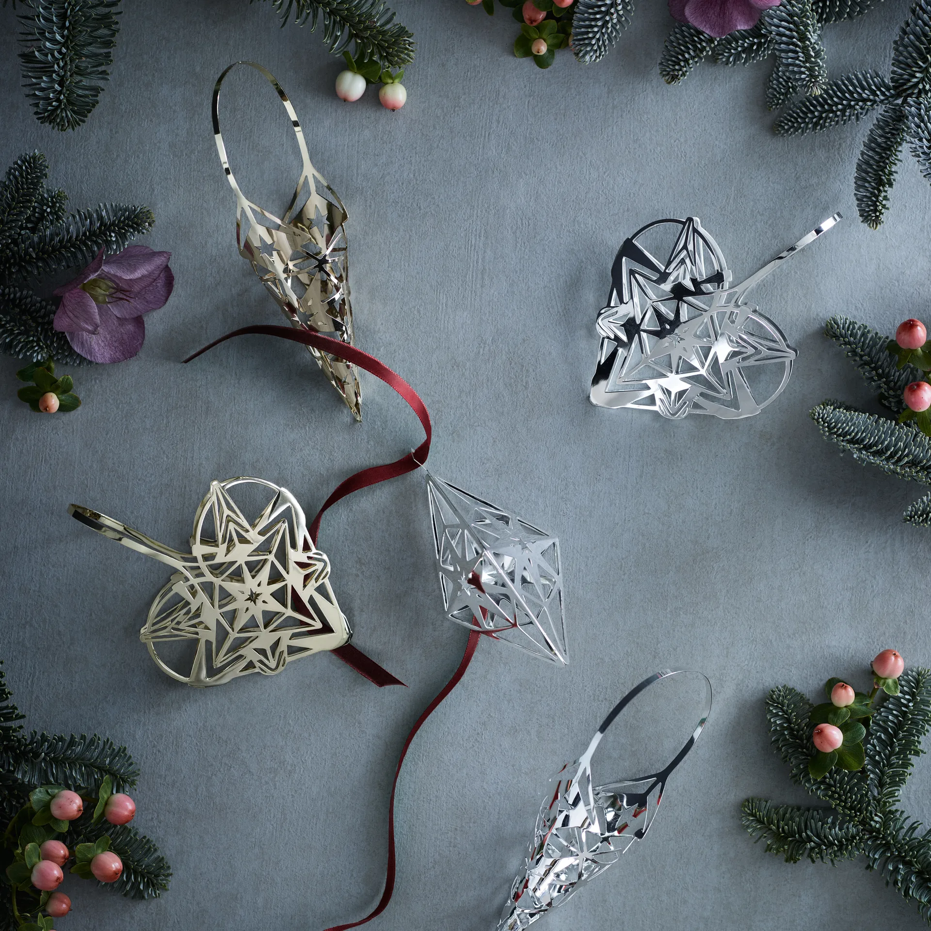 Karen Blixen hart hangend 12,8 cm., goud Rosendahl