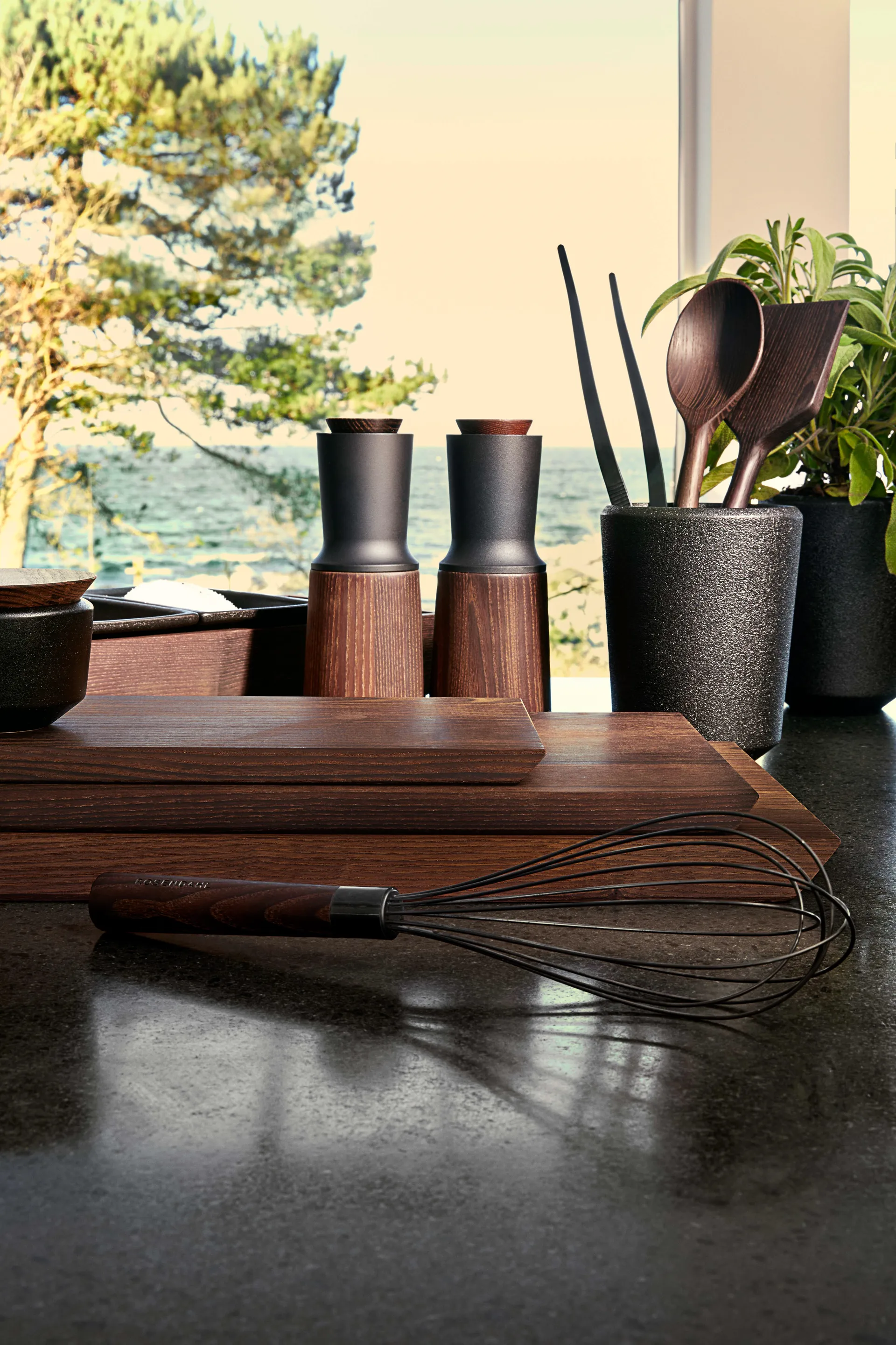 Rå houten tang, Staal Rosendahl