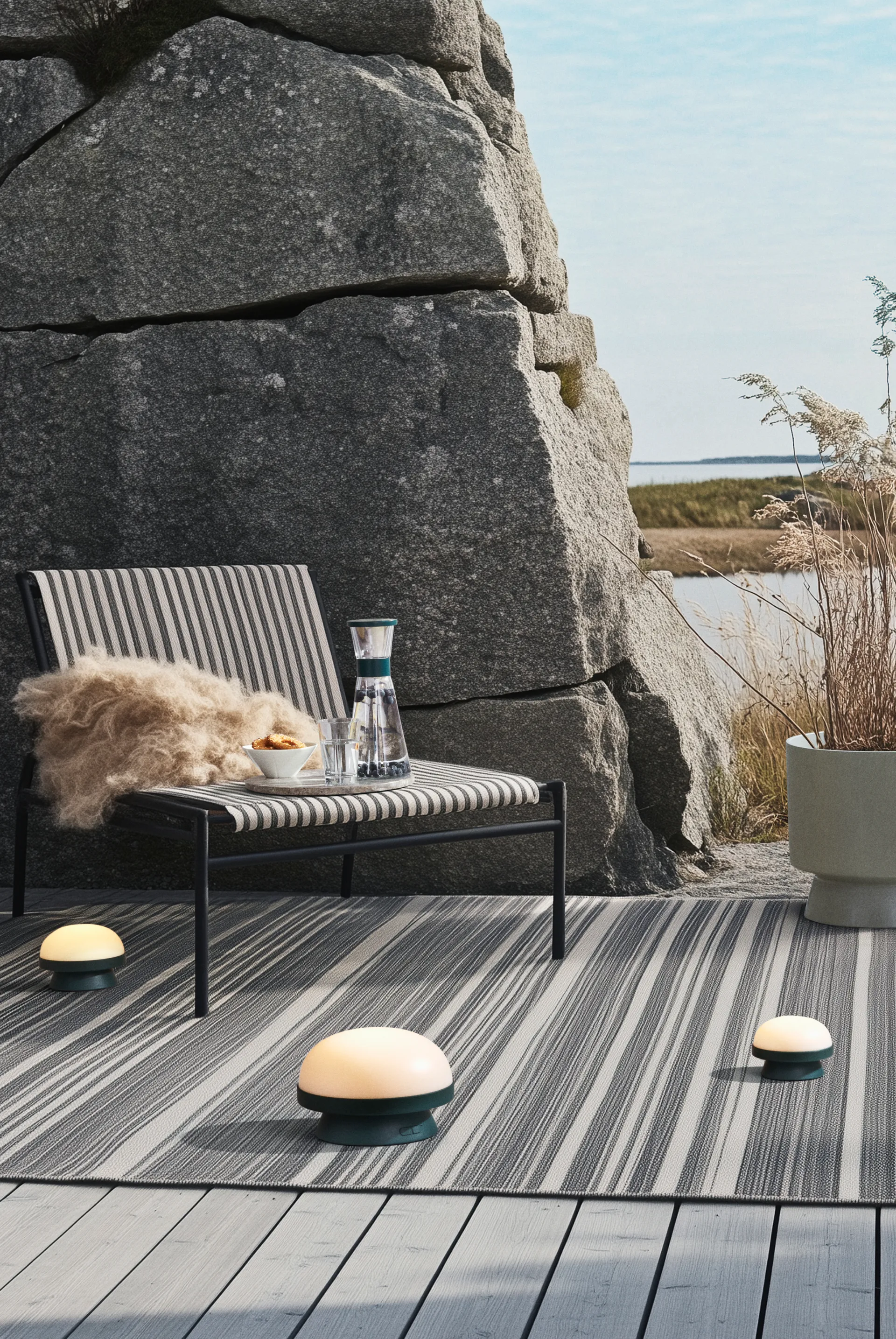 Soft Spot dots zonne-energielamp Ø11,5 cm, Forest green Rosendahl