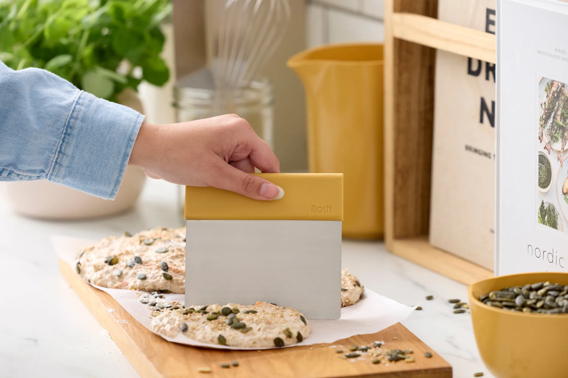 Emma deegsnijder staal, Curry Rosti