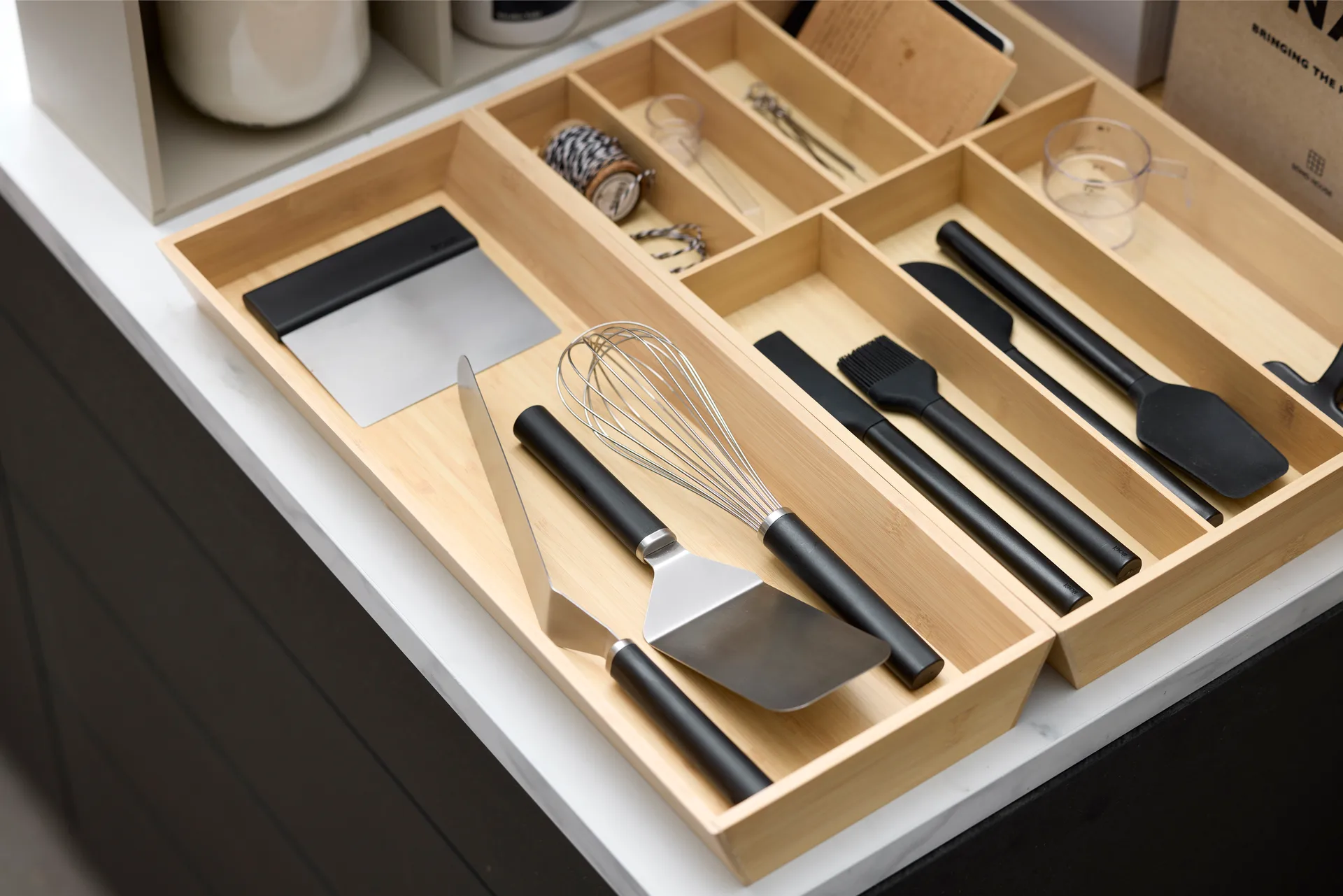 Emma paletmes smal staal 33 cm, Zwart Rosti