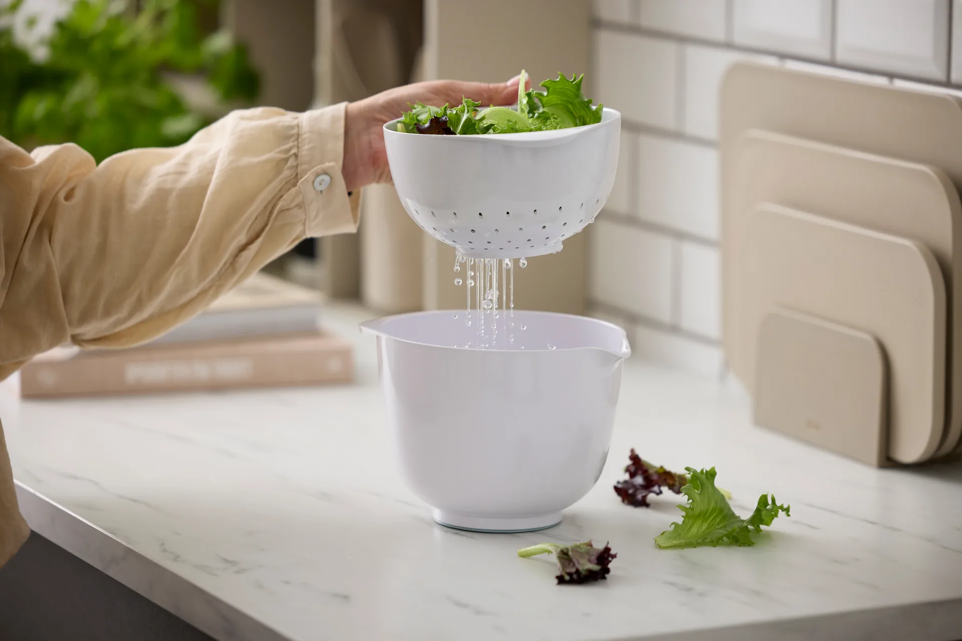 NEW Margrethe kom met vergiet, Wit, 1,5 liter Rosti