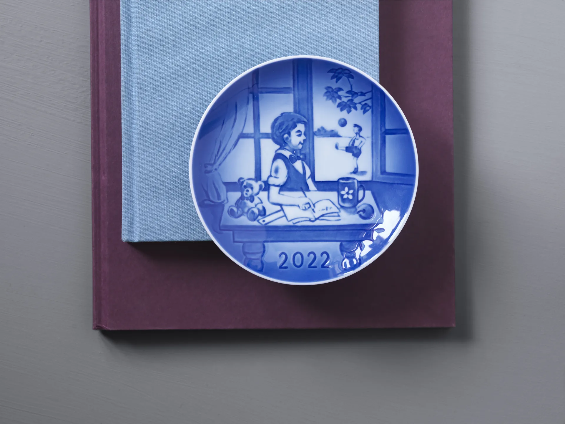 Bing & Grøndah "dag van de kinderen" bord 2022, wit Royal Copenhagen