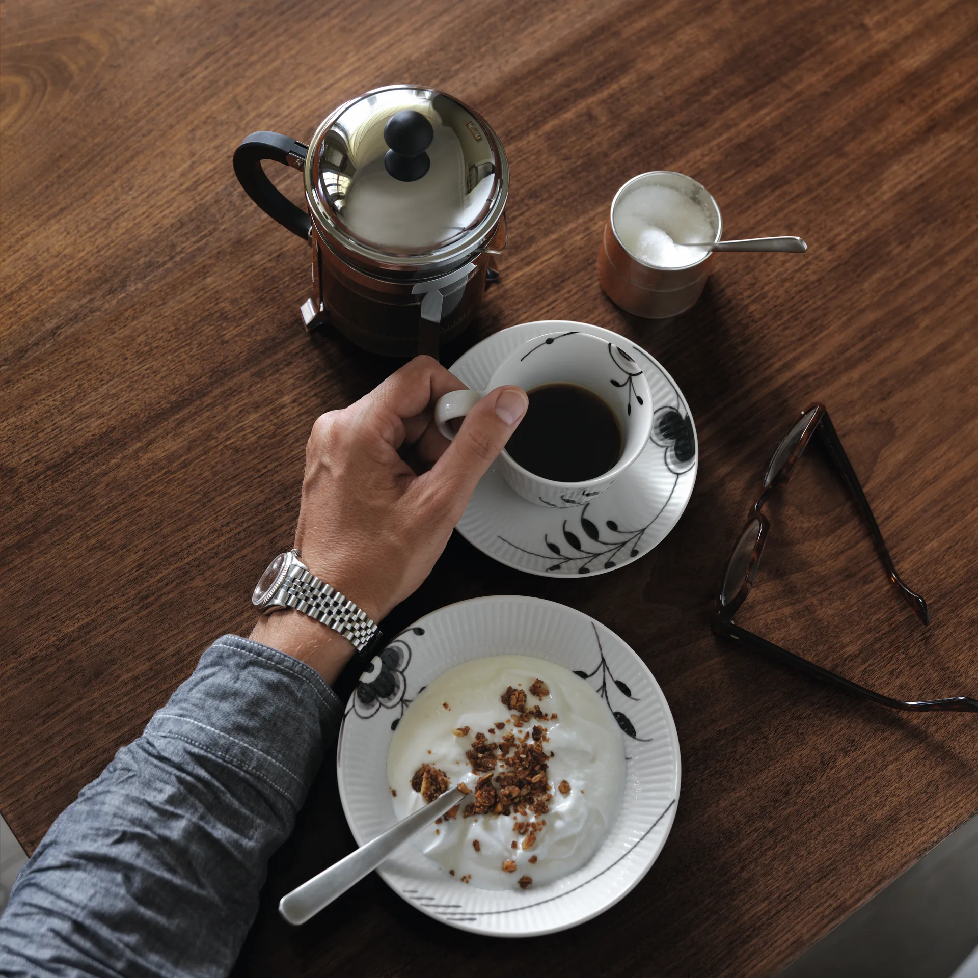 Black fluted mega diep bord, Ø 17 cm Royal Copenhagen