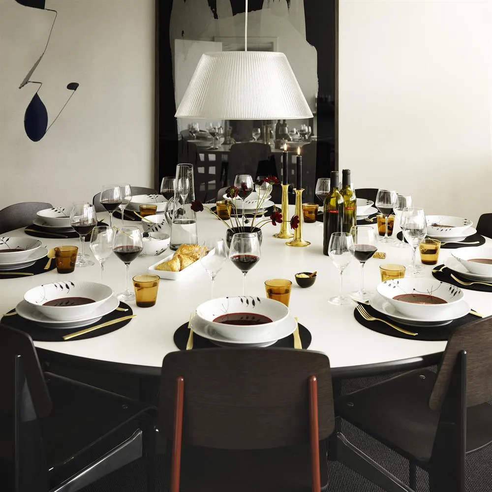 Black Fluted mega diep bord 6, Ø 24 cm Royal Copenhagen