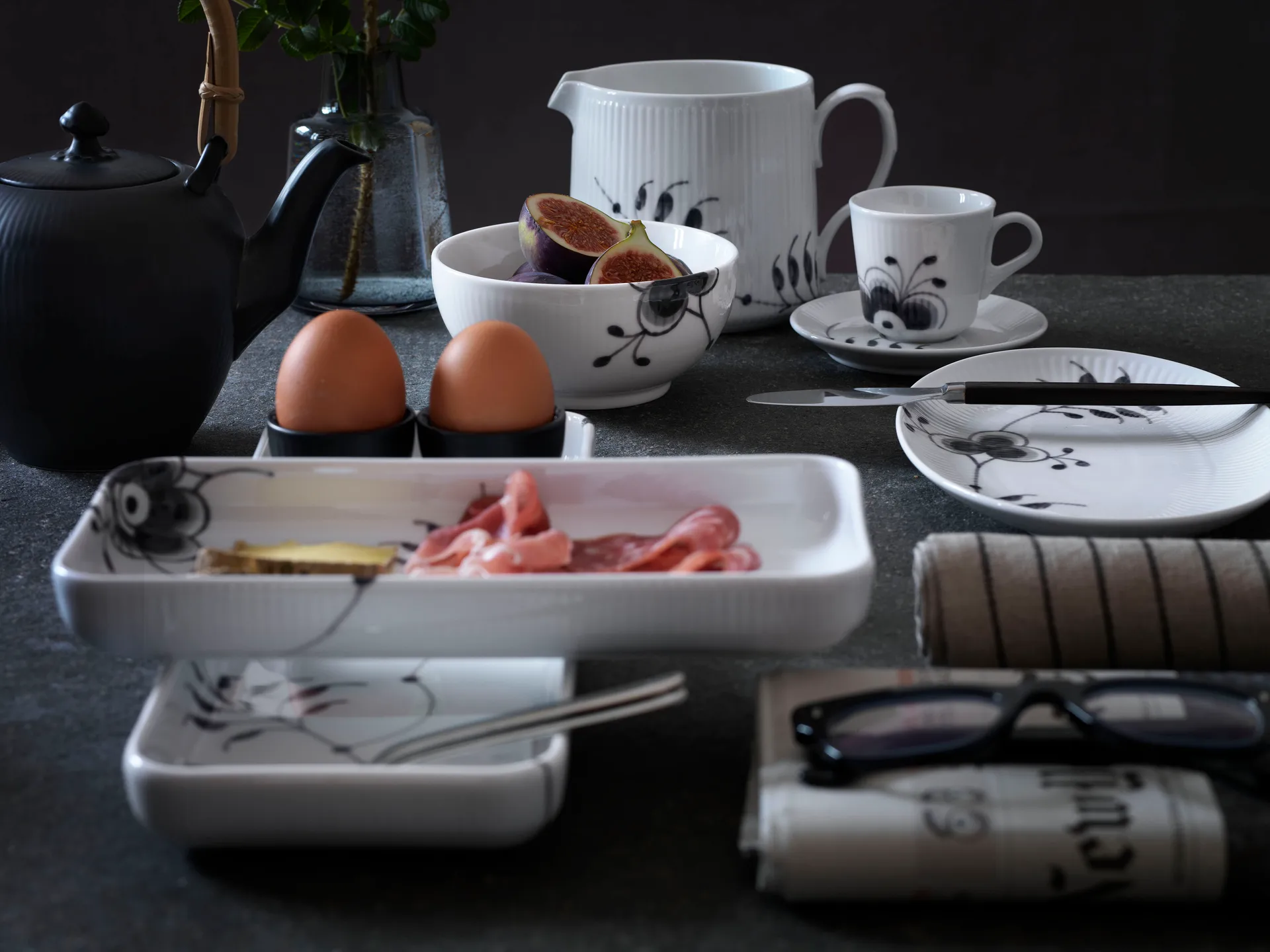 Black Fluted Mega rechthoekige schotel, 24 cm Royal Copenhagen