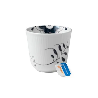 Black Fluted Mega thermische beker, 26 cl Royal Copenhagen