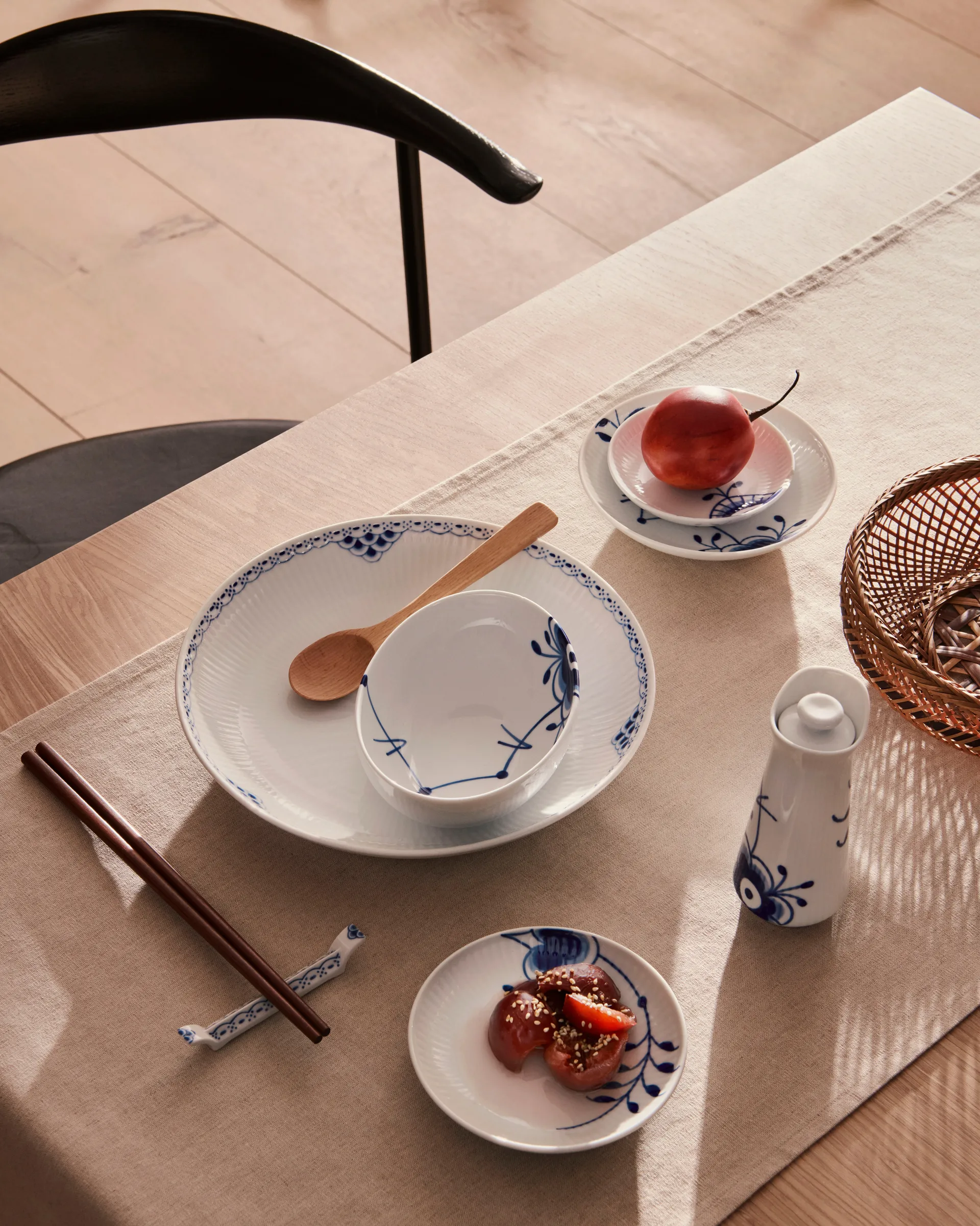 Blue Fluted Mega sauskan met deksel 0,33 L, White-blue Royal Copenhagen