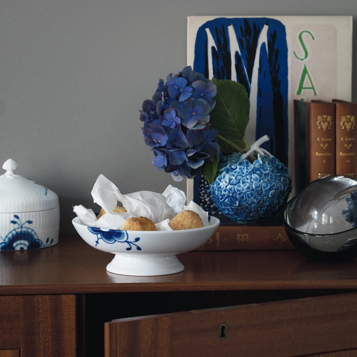 Blue Fluted Mega schaal op voet, 17 cm. Royal Copenhagen
