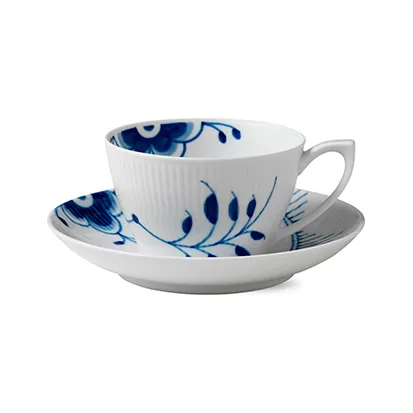Blue Fluted Mega theehop met schotel, 28 cl Royal Copenhagen