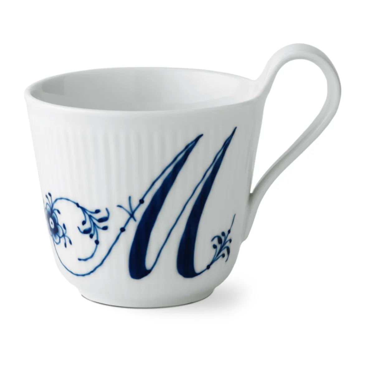 Blue Fluted Plain Alphabet mok 33 cl, M Royal Copenhagen