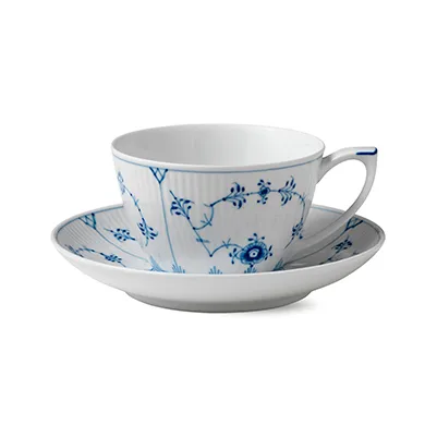Blue Fluted Plain theekop met schotel, 28 cl. Royal Copenhagen