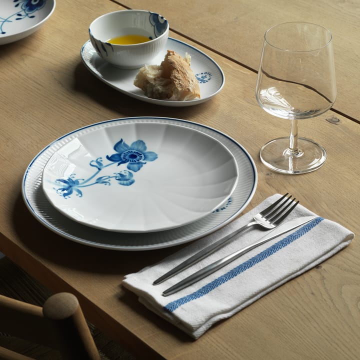 Blueline ovaal bordje 23 cm - Wit-blauw - Royal Copenhagen