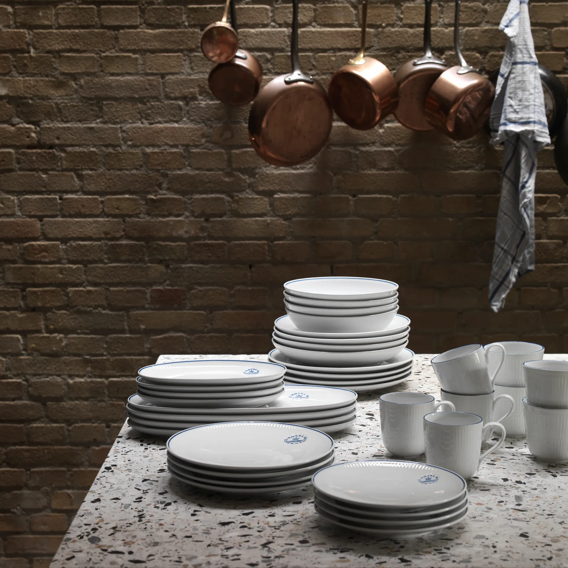 Blueline ovale schotel 37 cm, Wit-blauw Royal Copenhagen