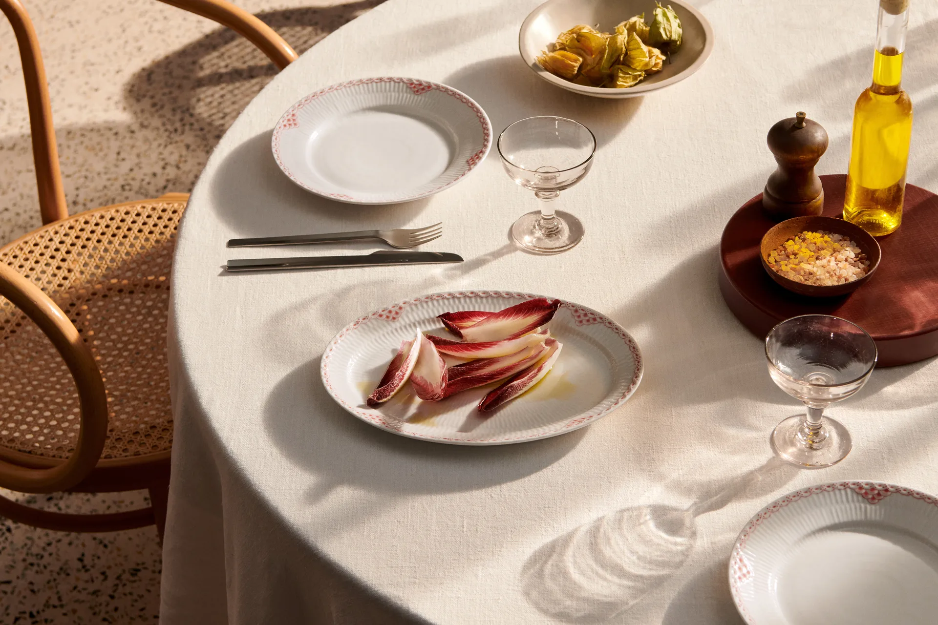 Coral Lace serveerschaal ovaal 21x28,5 cm, Koraal-wit Royal Copenhagen