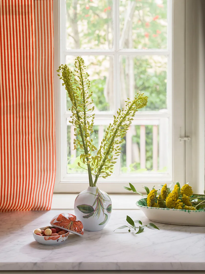 Royal Copenhagen Bonbonniere 2022 bonbonnière Ø10 cm, Tiger Lily Royal Copenhagen