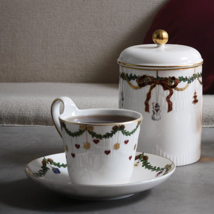 Star Fluted Christmas kop en schotel, 24 cl. - hoog oor Royal Copenhagen