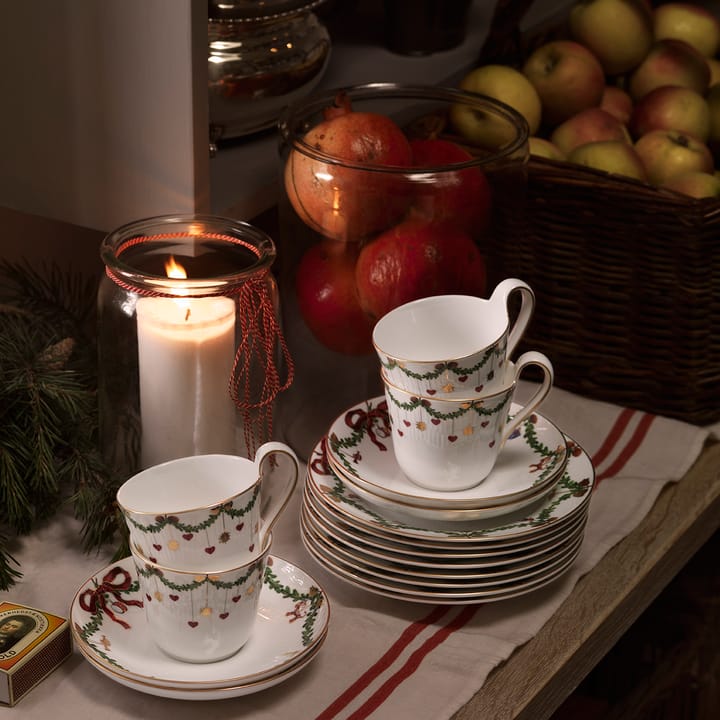 Star Fluted Christmas kop en schotel, 24 cl. - hoog oor Royal Copenhagen