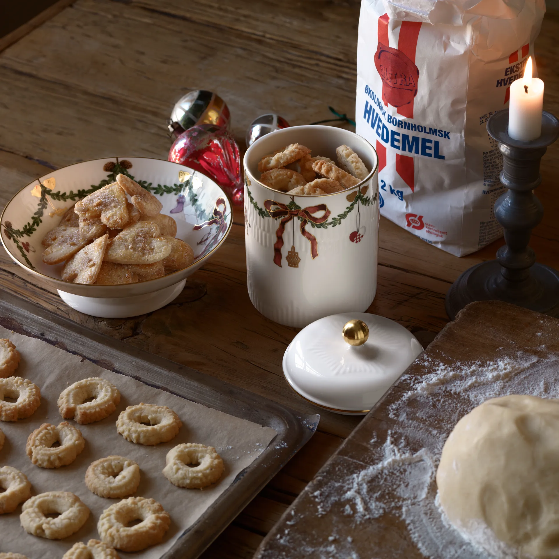Star Fluted Christmas opbergpot met deksel, wit Royal Copenhagen