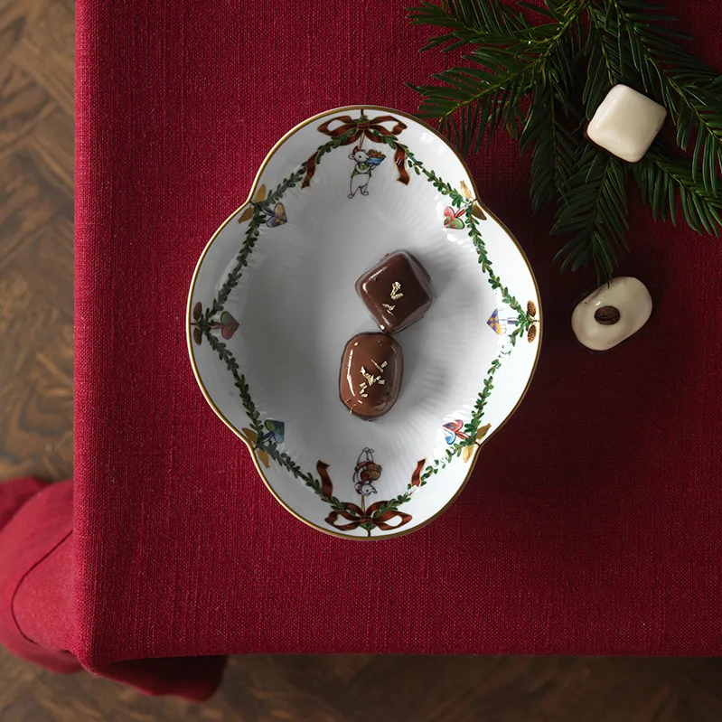 Star Fluted Christmas schotel, 17,5 cm Royal Copenhagen