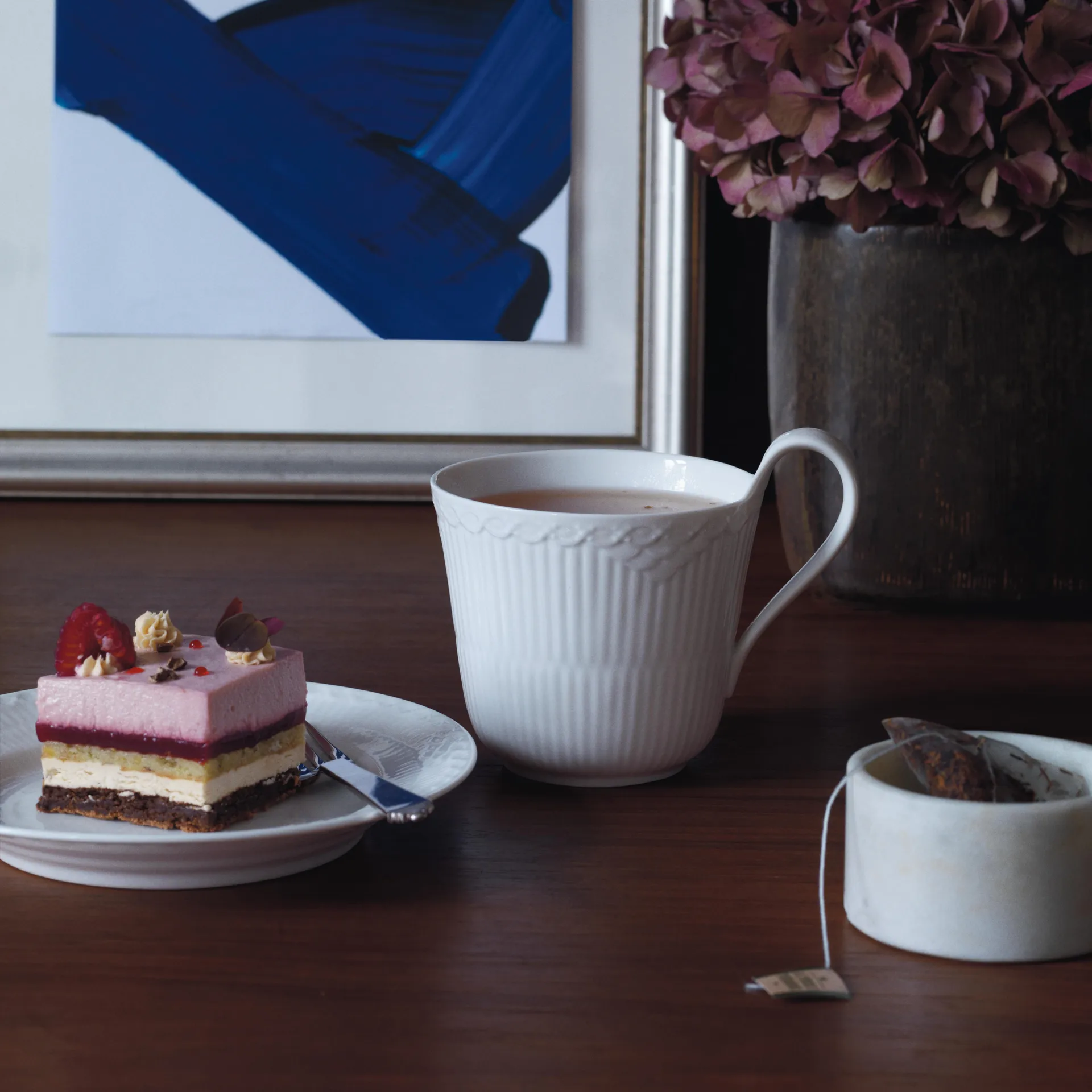 White Fluted Half Lace mok - hoog oor, 33 cl. Royal Copenhagen