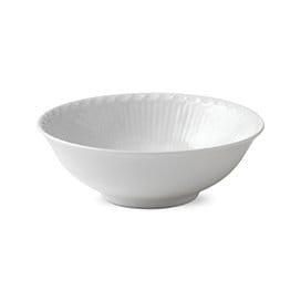 White Fluted Half Lace schaal - 40 cl. - Royal Copenhagen