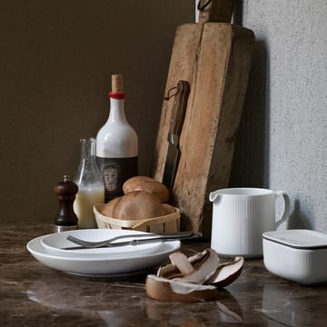 White Fluted modern bord - Ø 25 cm - Royal Copenhagen