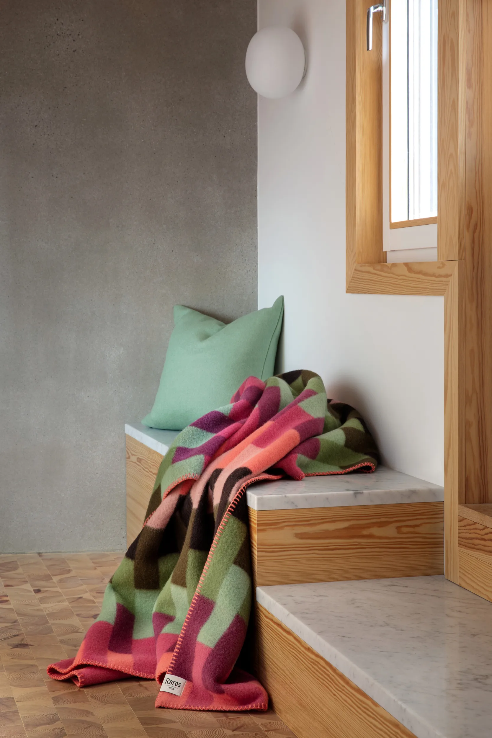 Åsmund bold deken 135x200 cm, Pink-green Røros Tweed