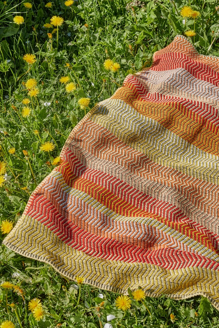 Fri deken 150x200 cm, Summer red Røros Tweed