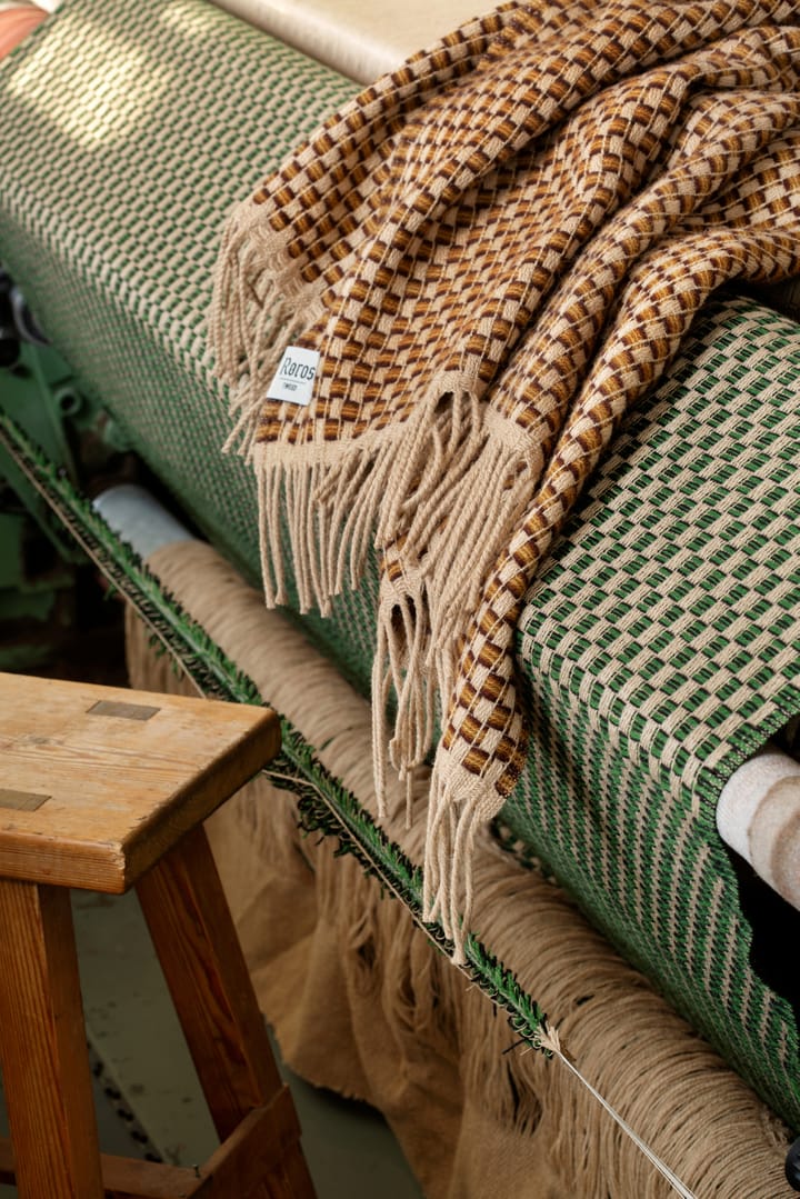 Isak deken 150x210 cm, Chestnut Røros Tweed