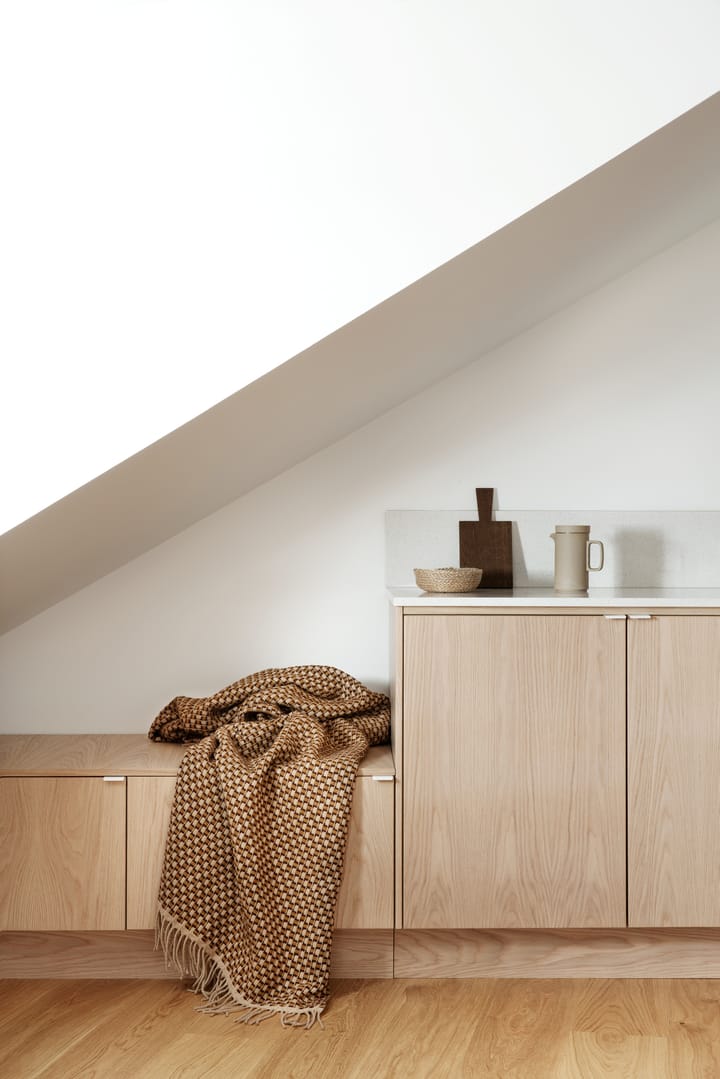 Isak deken 150x210 cm, Chestnut Røros Tweed