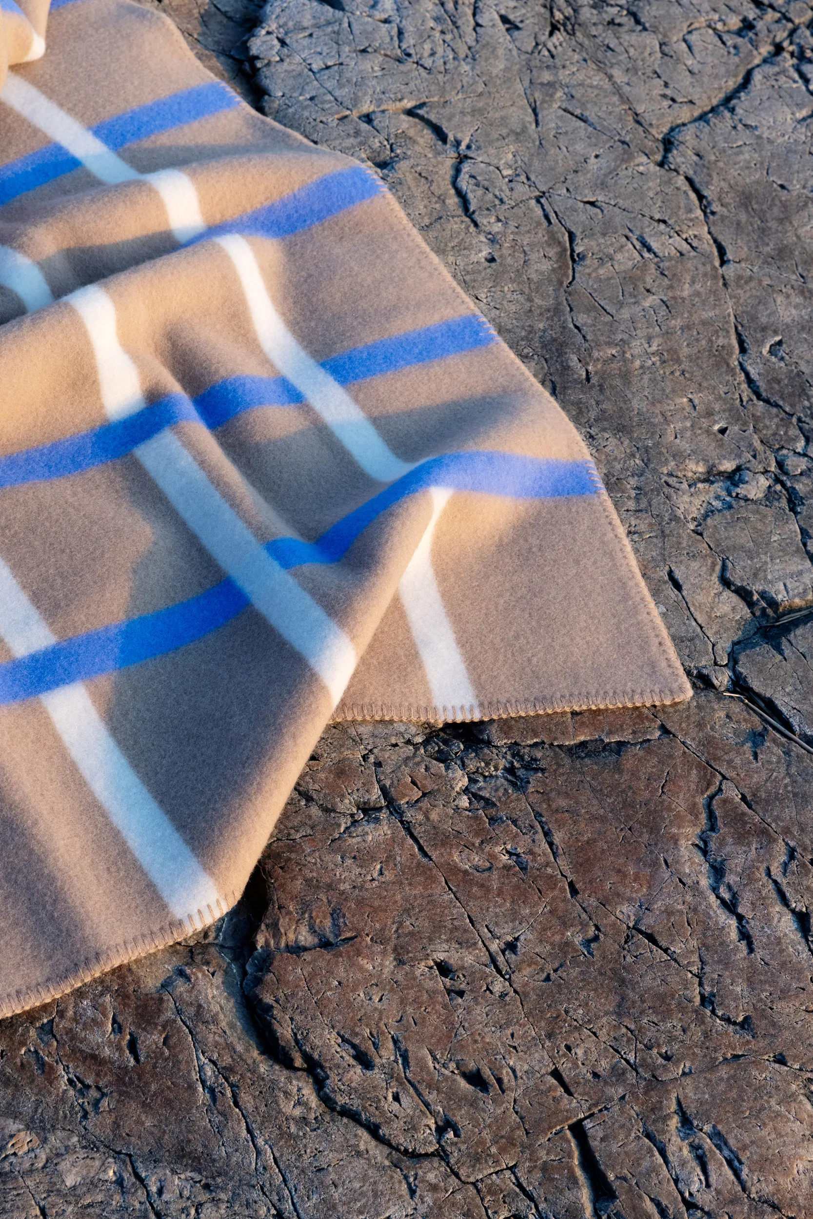 Knut deken 135x200 cm, Taupe Røros Tweed