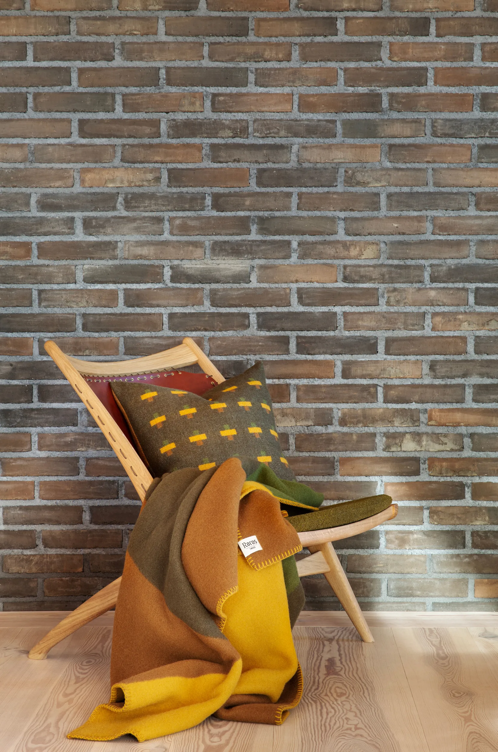 Syndin kussen 50x50 cm, Moorland Røros Tweed