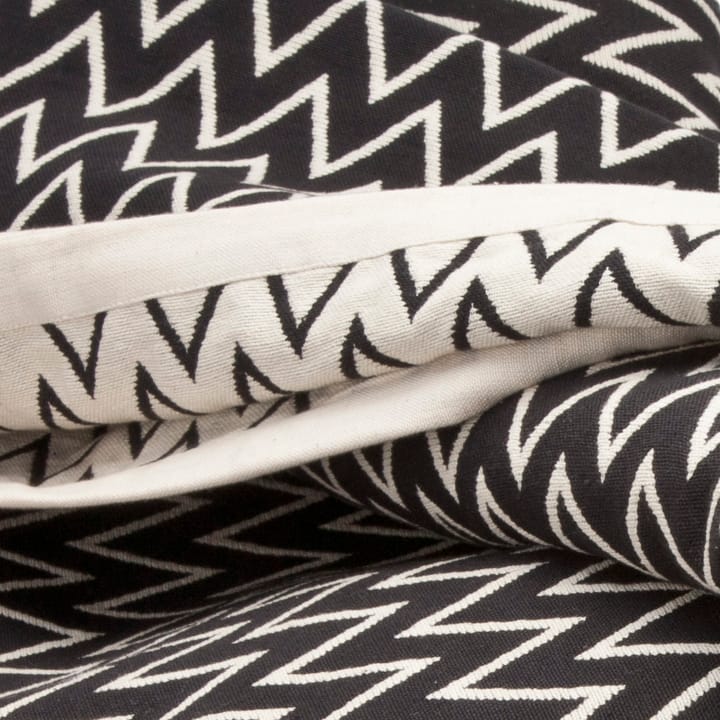 Zigzag bedsprei zwart, 260 x 260 cm. Ørskov