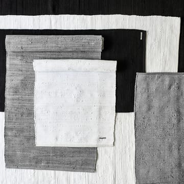 Cotton vloerkleed 65 x 135 cm. - light grey (lichtgrijs) - Rug Solid