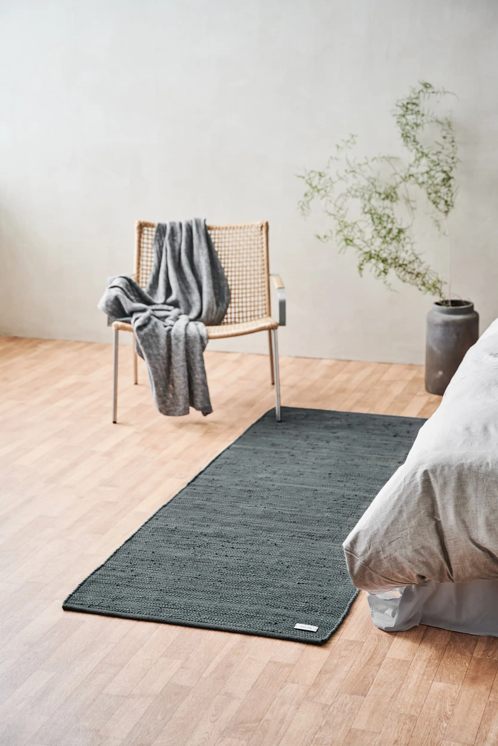 Cotton vloerkleed 65 x 135 cm., Steel grey (grijs) Rug Solid