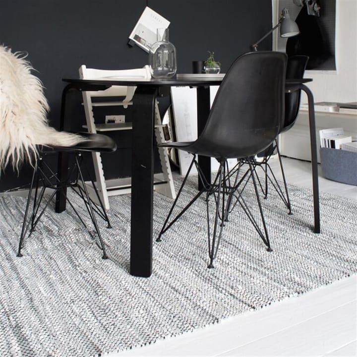 Leather vloerkleed 140 x 200 cm., light grey (lichtgrijs) Rug Solid