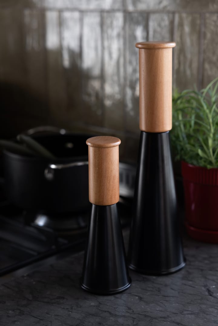 Gurken zout- en pepermolen groot 32 cm, Zwart-bruin Sagaform