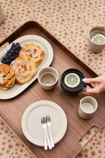 Inka bordje - Beige-warm grijs, Ø17 cm - Sagaform