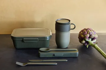 Tina bestekset - Groen Pantone 4228C - Sagaform