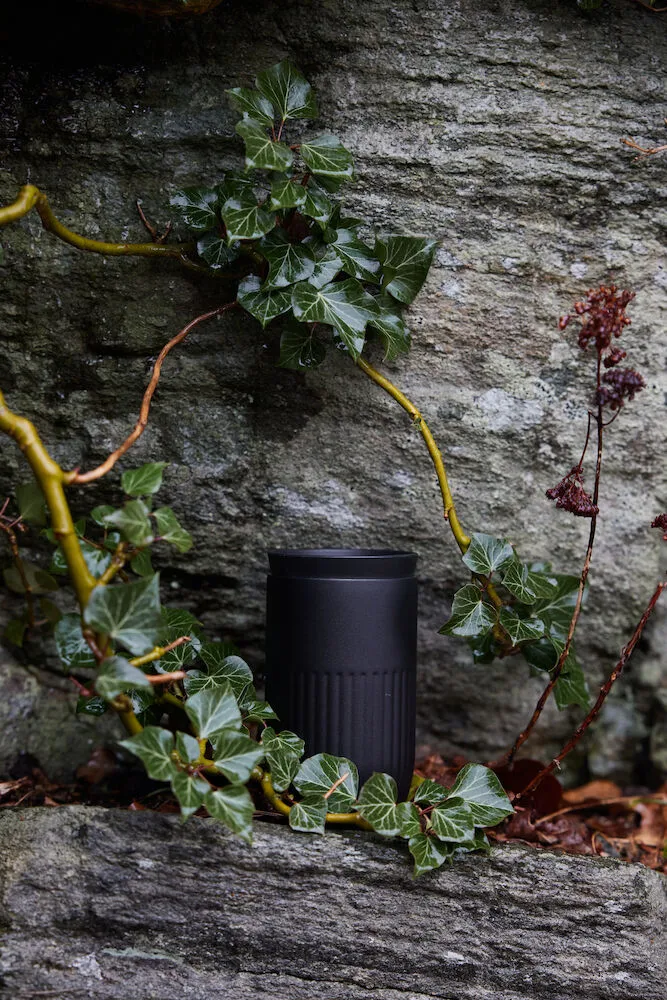 Tova reisbeker thermosbeker 32 cl, Zwart Sagaform