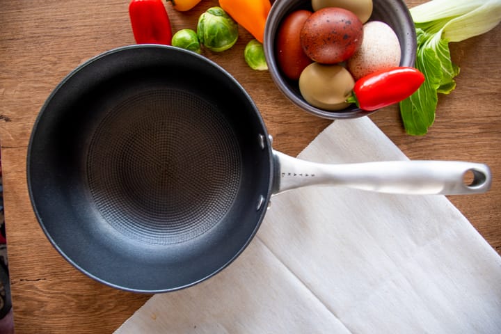 Satake sauteersteelpan met glazen deksel 2-delig, 2 L Satake